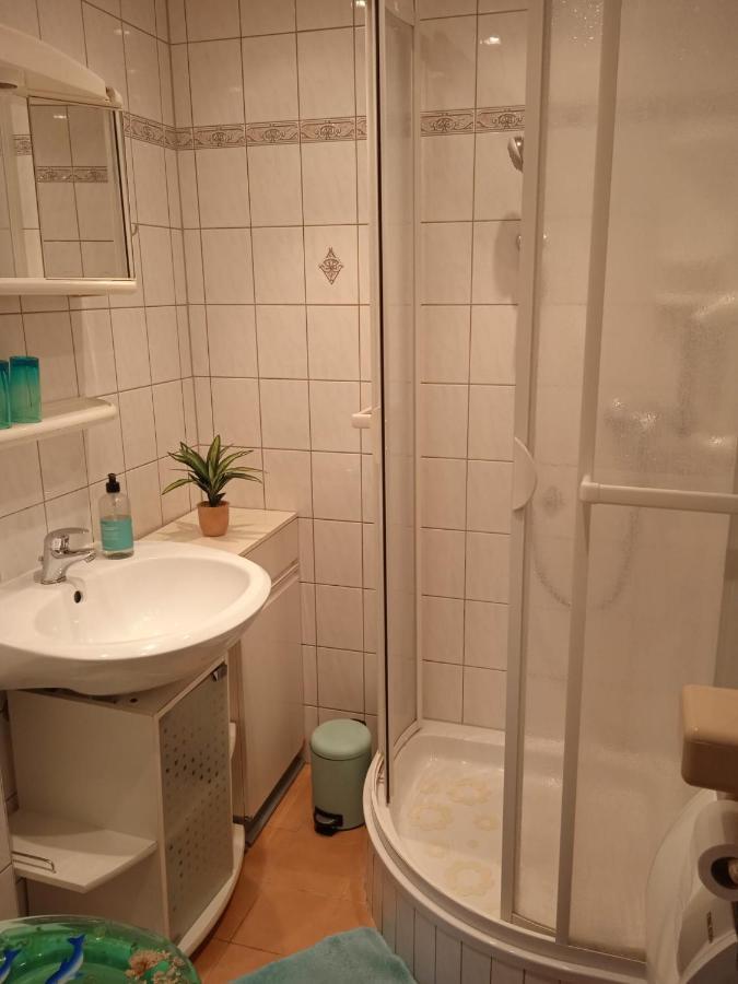 Vakantiehuis Friedeburg Warmenhuizen Esterno foto